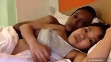 Ngentot Brutal Cewek Mulus Sampai Memeknya Becek